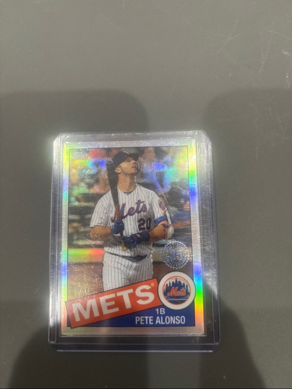 Topps Mets Rainbow Holographic Pete Alonso Card